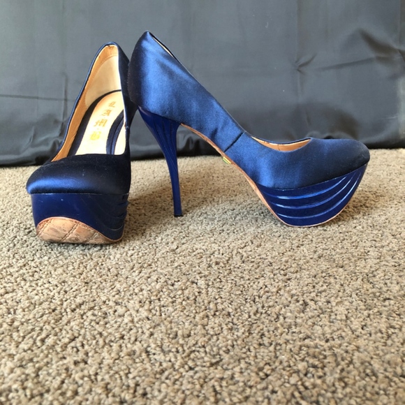 L.A.M.B platform woman shoes - Picture 2 of 5